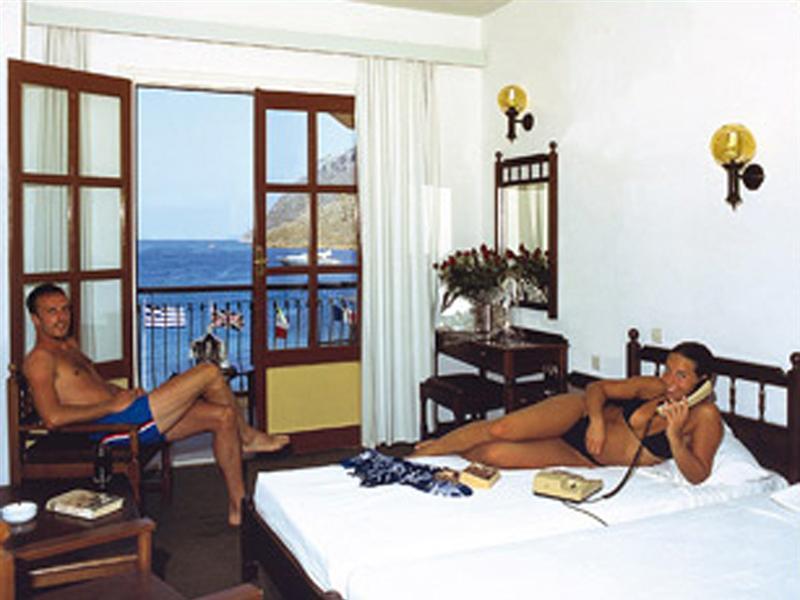 Pedi Beach Hotel Sými Luaran gambar